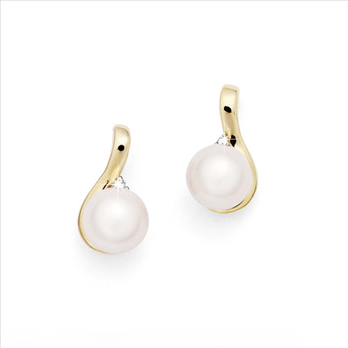 9 carat yellow gold pearl & claw set diamond earrings